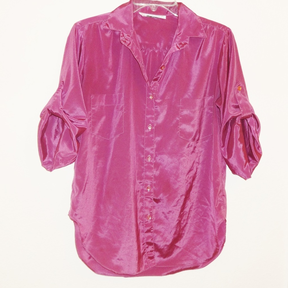 Bethany fuscia short sleeved  button down blouse